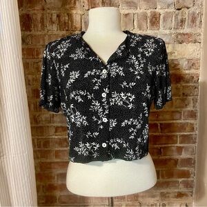 Vintage Polka Dot Black and White Women's Crop Top w/ Leaf Pattern -Size M -TP56